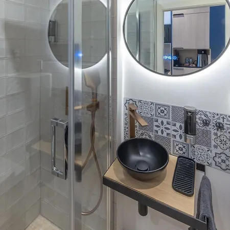 - Gare - Petite France - Commerces A Proximite